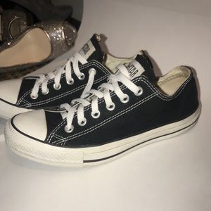 Converse ( Black)